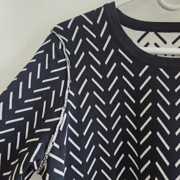 RW&Co White & Black Reversible Sweater / Skirt Set - Picture 5 of 9